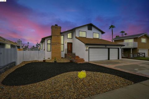 Photo of 1435 Discovery Bay Blvd, Discovery Bay, CA 94505 (MLS # 41132626)