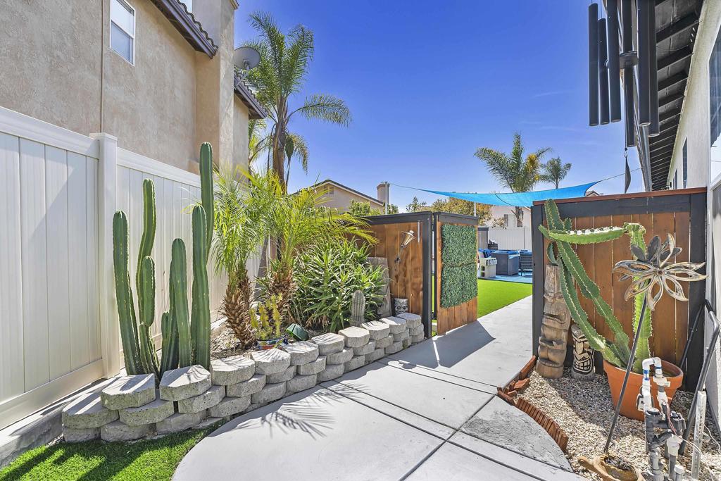 1258 W Vaquero Ct.