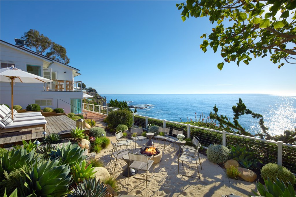 Victoria Beach (VB) - Residential Lease