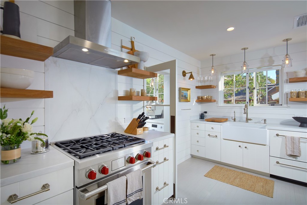 Victoria Beach (VB) - Residential Lease