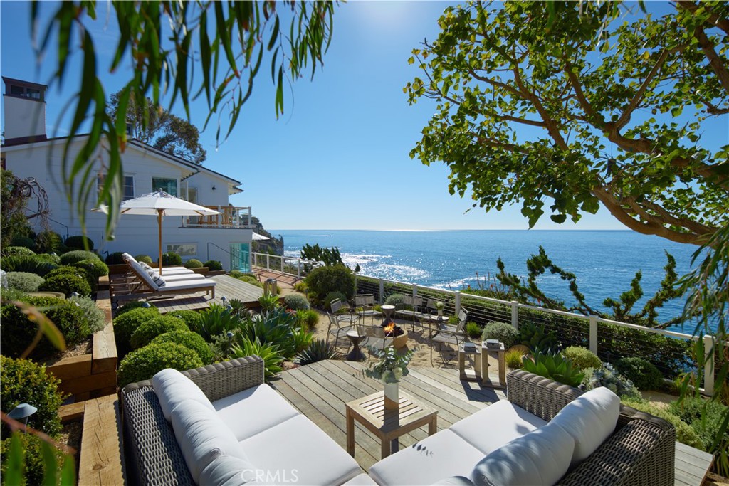 Victoria Beach (VB) - Residential Lease