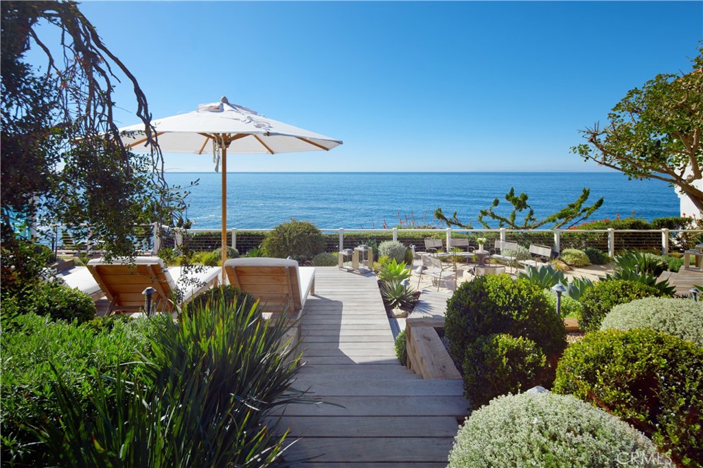 Victoria Beach (VB) - Residential Lease