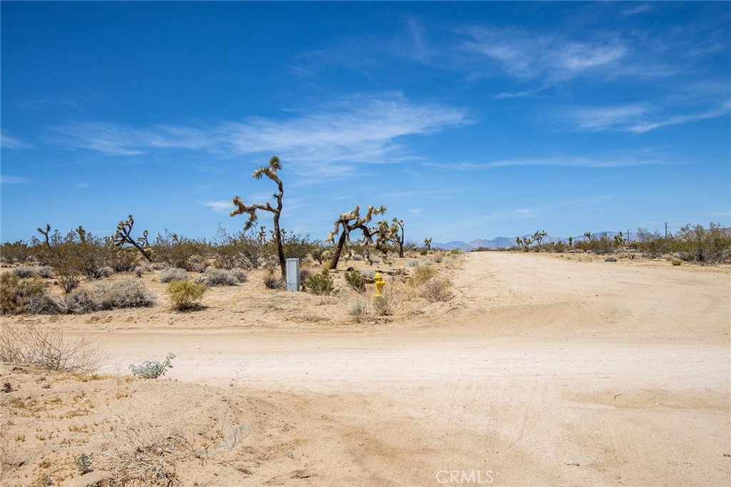 6563 Saddleback Road