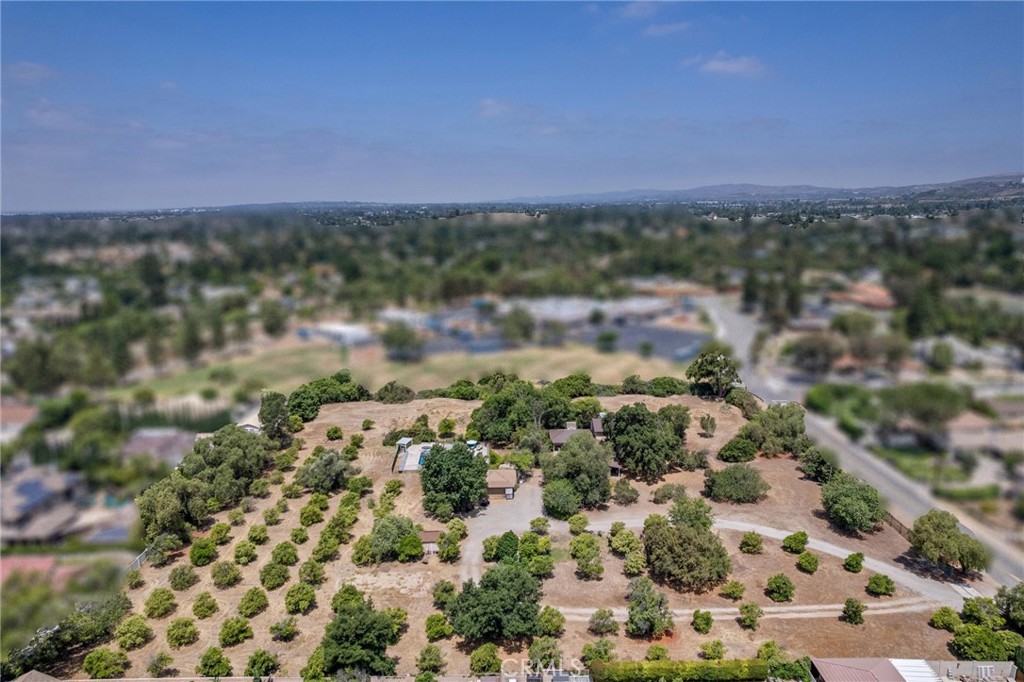 5729 Grandview Avenue