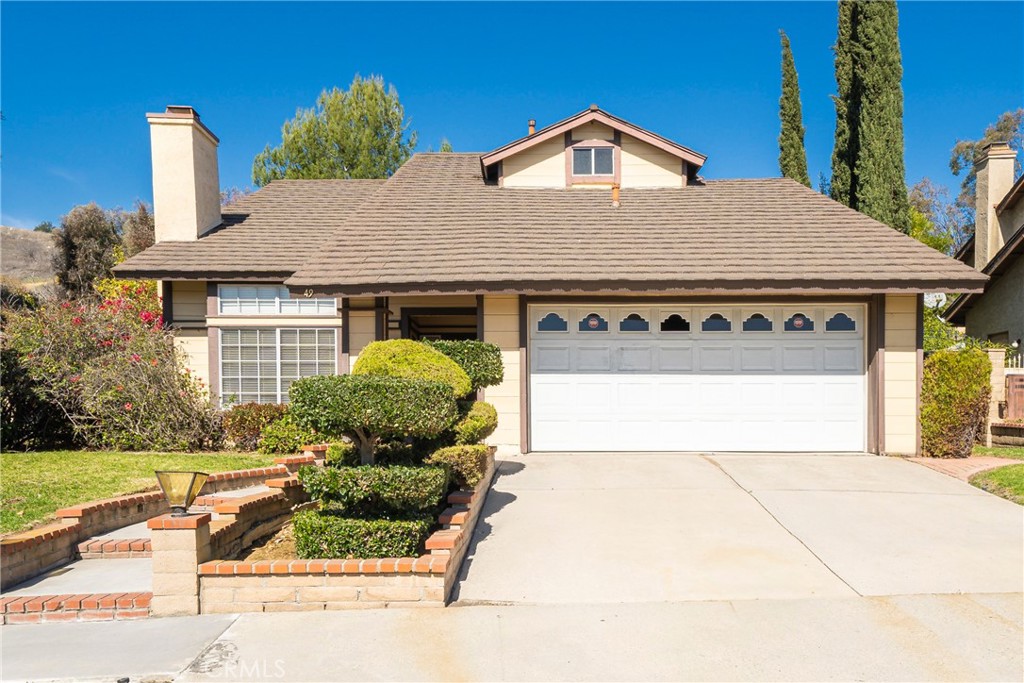 49 Village Loop Road