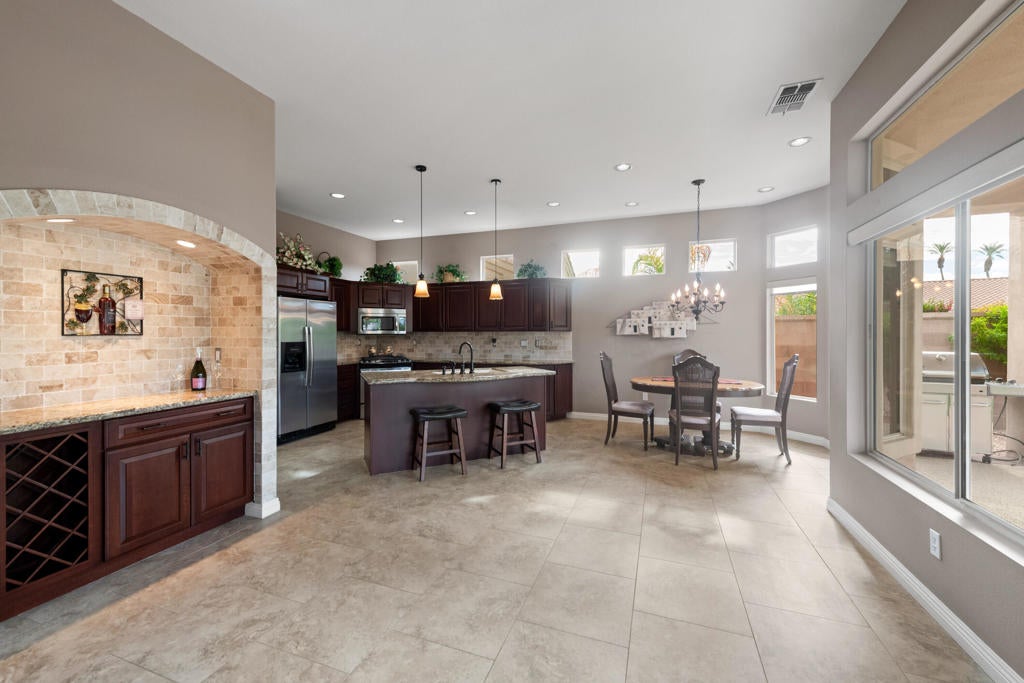 78635 Blooming Court