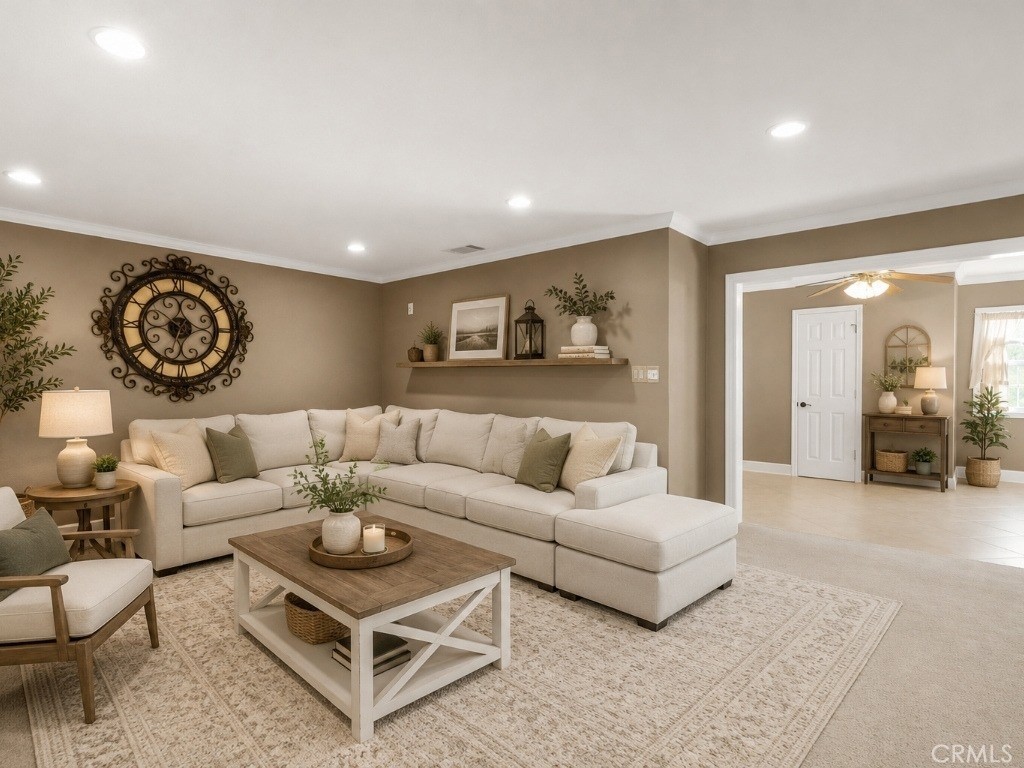 2929 E Hamilton