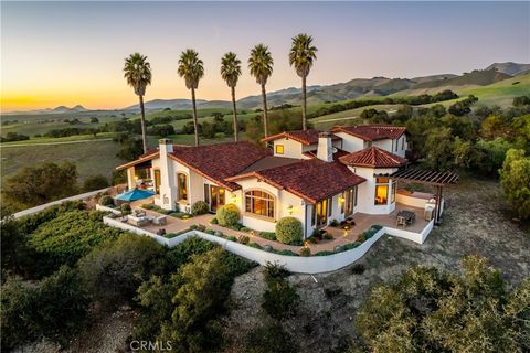 Photo of 1535 Wild Rye Way, Arroyo Grande, CA 93420 (MLS # NS25269032)