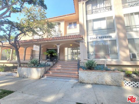 Photo of 6199 Canterbury Drive #202, Culver City, CA 90230 (MLS # 26650651)