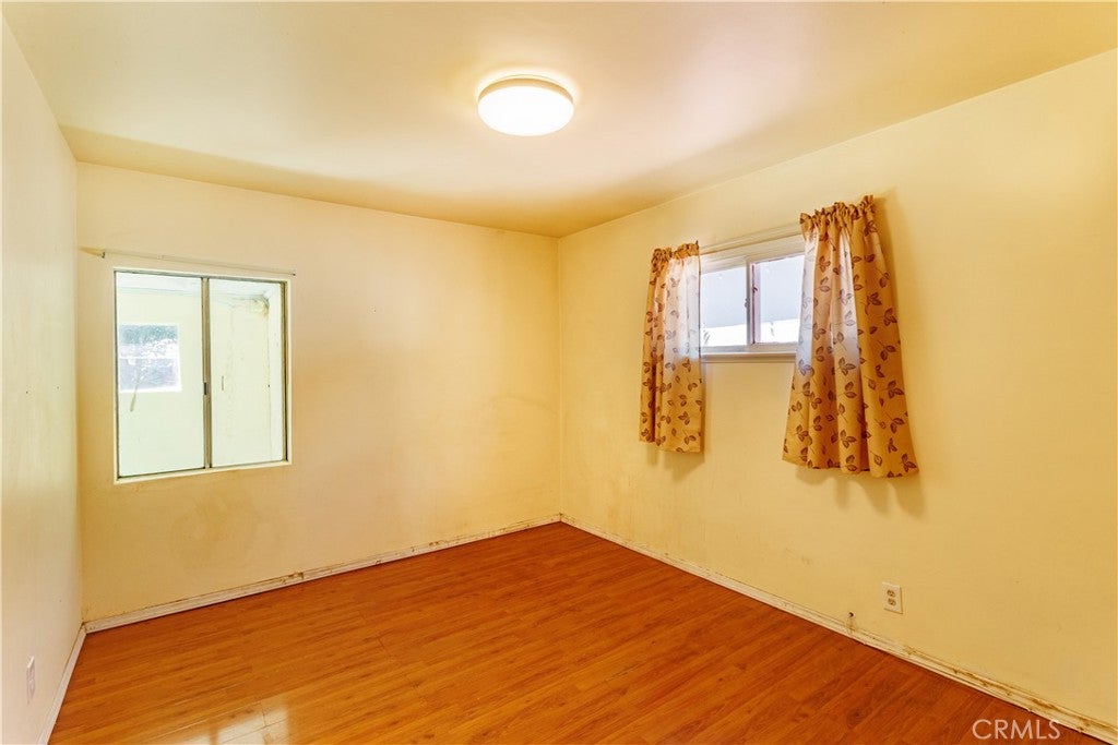11465 Amboy Ave.