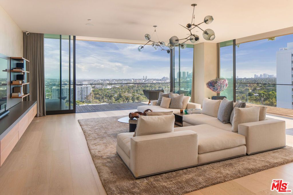 Photo of 9040 W Sunset Boulevard #905, West Hollywood, CA 90069 (MLS # 25590657)