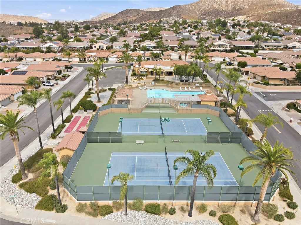 28099 Calle Casera
