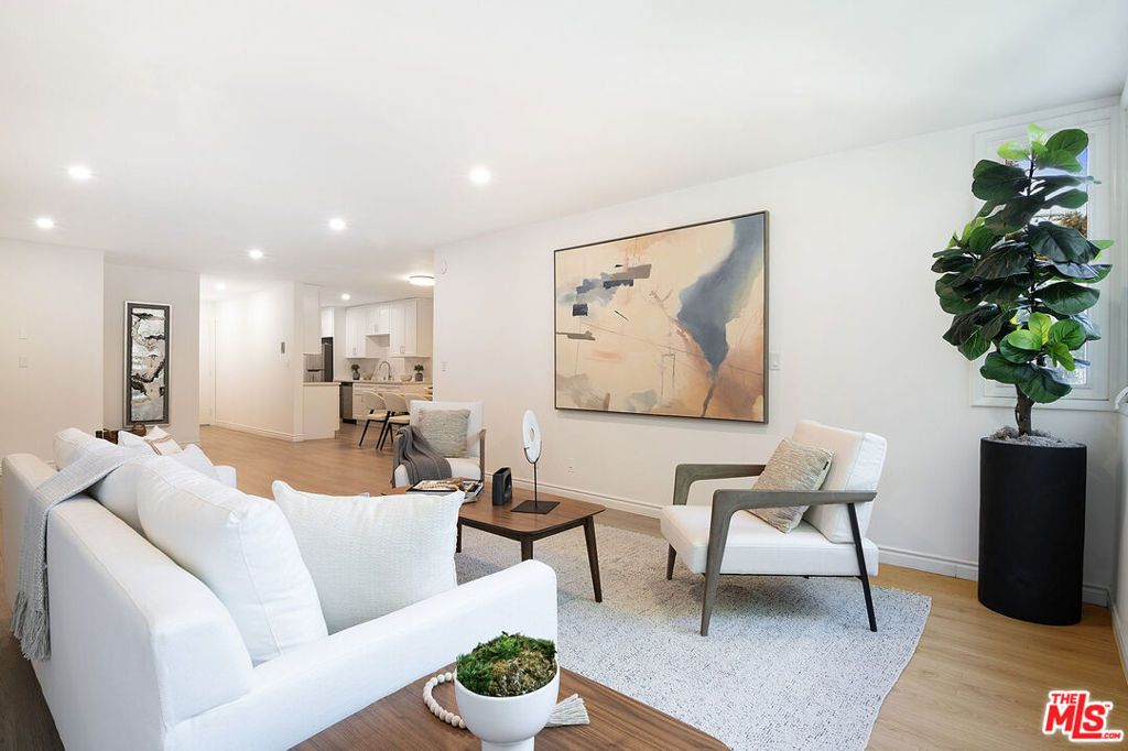 Photo of 10725 Ohio Avenue #204, Los Angeles, CA 90024 (MLS # 25620543)