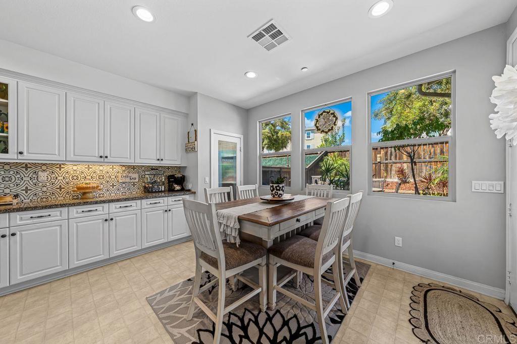 1115 Calle Oroblanco 3