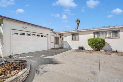 Photo of 4116 Thomas Street, Oceanside, CA 92056 (MLS # NDP2609437)
