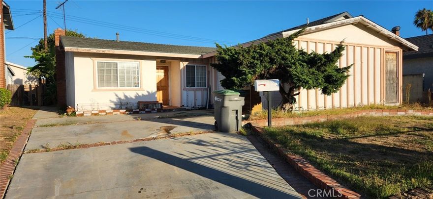 This exceptional single-story residence, presented to the market for the first time in 24 years, features four bedrooms and two bathrooms within a spacious 1,845 square feet of living area. Located in Carriagedale Place, one of Carson’s premier cul-de-sac communities, the home offers a welcoming and comfortable environment for residents. The property enjoys a prime position near Carriage Crest Community Park, allowing for easy access to outdoor recreation. Major retail destinations—including Target, Home Depot, leading grocery chains, department stores, and a wide selection of restaurants—are all conveniently located nearby, providing diverse dining and shopping options just moments away. Its proximity to both the 110 and 405 freeways ensures efficient travel and seamless connectivity throughout the surrounding areas, making commutes and daily errands effortlessly manageable.



Additionally, over $24k has been invested recently in the installation of new plumbing and water pipes throughout the home, enhancing its functionality and long-term value.