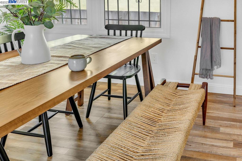 REDWOOD HEIGHTS - Residential