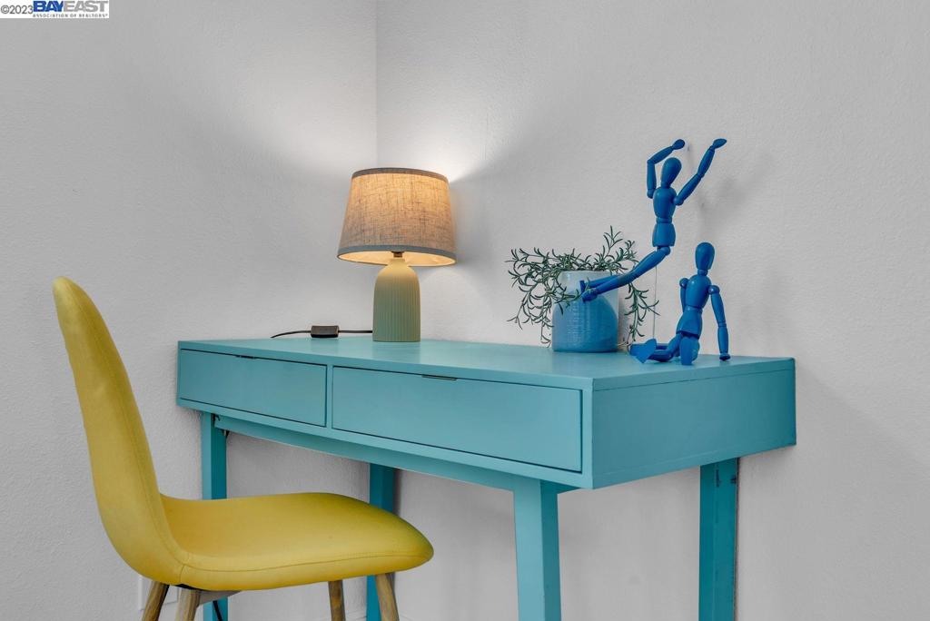 REDWOOD HEIGHTS - Residential