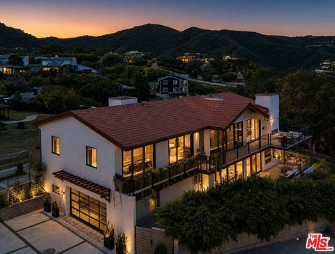 Photo of 5904 Kanan Dume Road, Malibu, CA 90265 (MLS # 26873537)