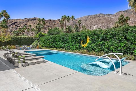 Photo of 803 N Via Monte Vista, Palm Springs, CA 92262 (MLS # 219148602PS)