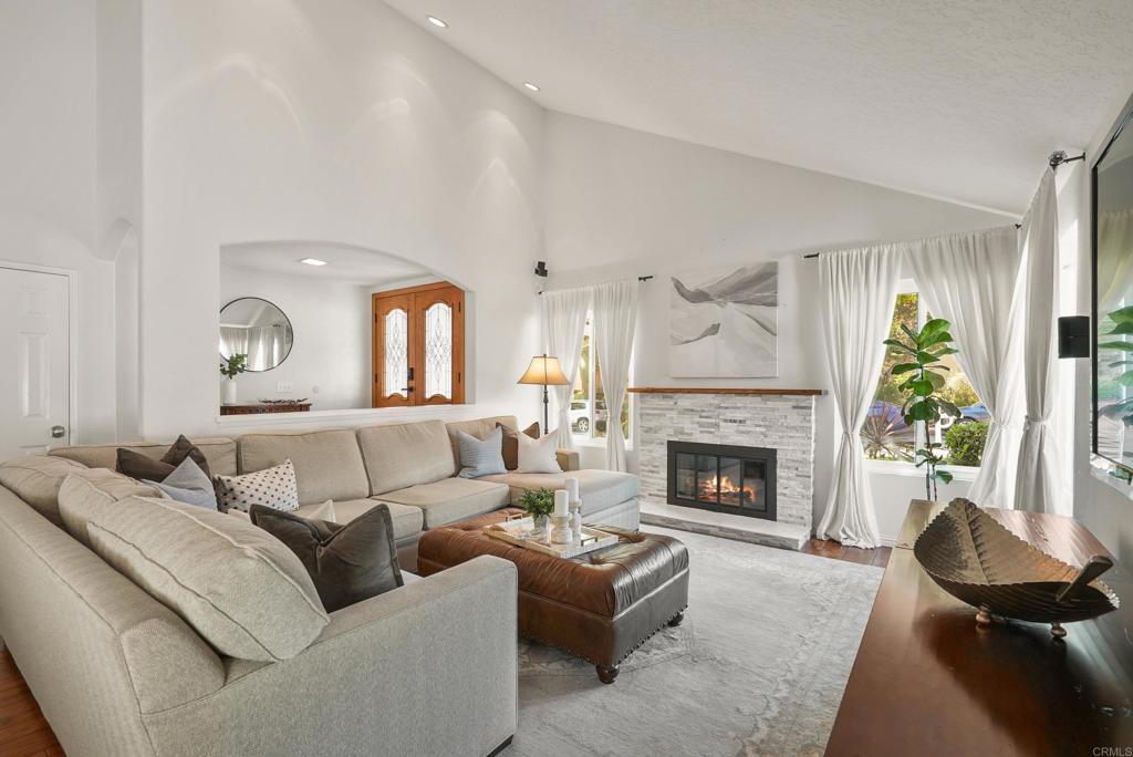 12361 Del Mar Oaks