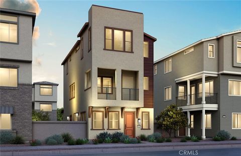 764 Gadall Irvine CA 92618