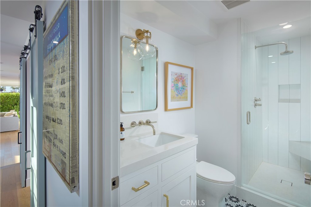 Corona del Mar North of PCH (CNHW) - Residential Lease