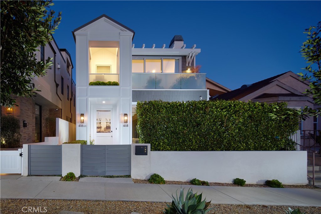 Corona del Mar North of PCH (CNHW) - Residential Lease