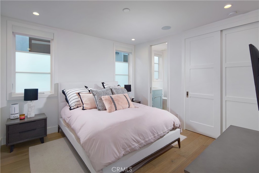 Corona del Mar North of PCH (CNHW) - Residential Lease