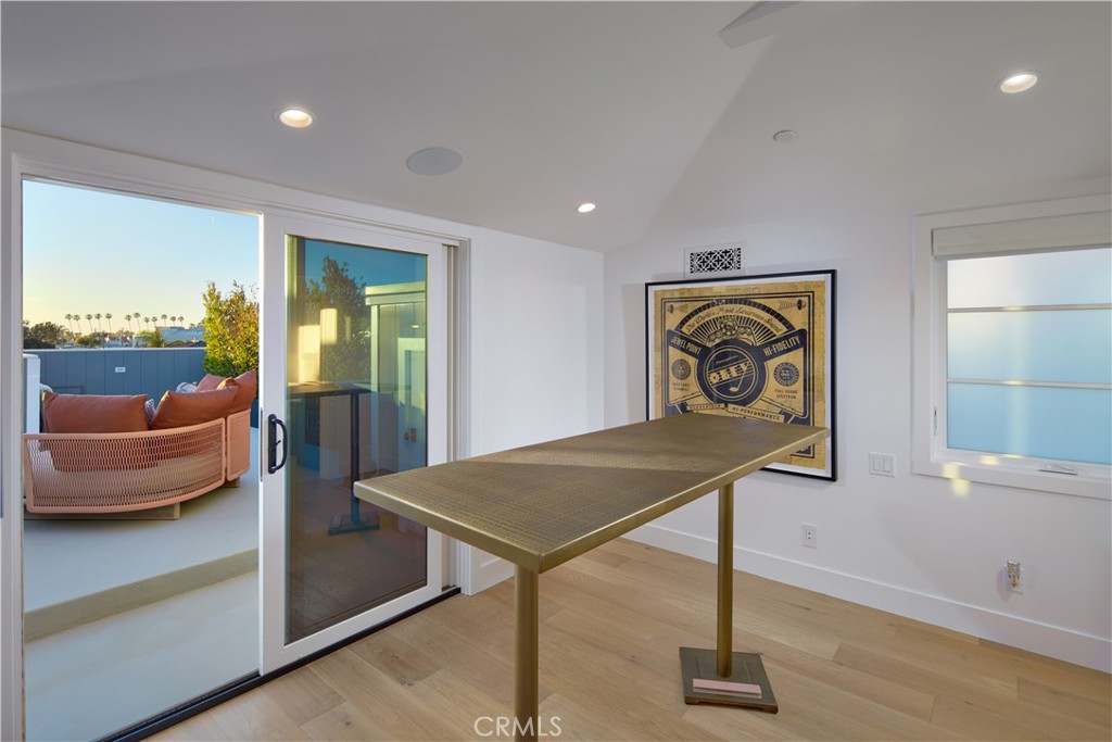 Corona del Mar North of PCH (CNHW) - Residential Lease