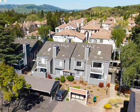 Photo of 364 Eastridge Dr Dr, San Ramon, CA 94582 (MLS # 41128384)