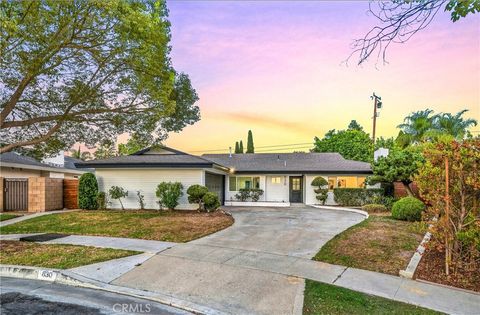 Photo of 830 Delphine Place, Fullerton, CA 92833 (MLS # OC25232045)