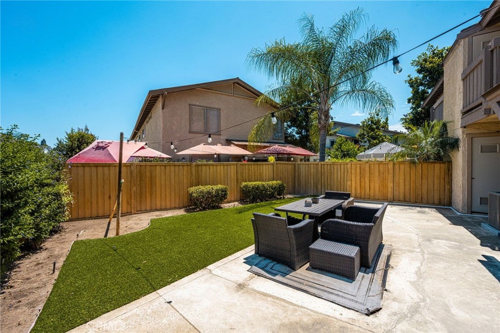 162 Echo Run, Irvine CA 92614 - Photo 8