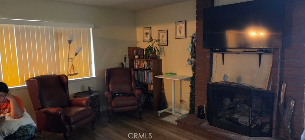 3126 E Orangethorpe