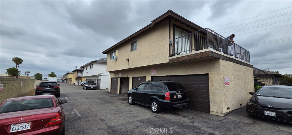3126 E Orangethorpe