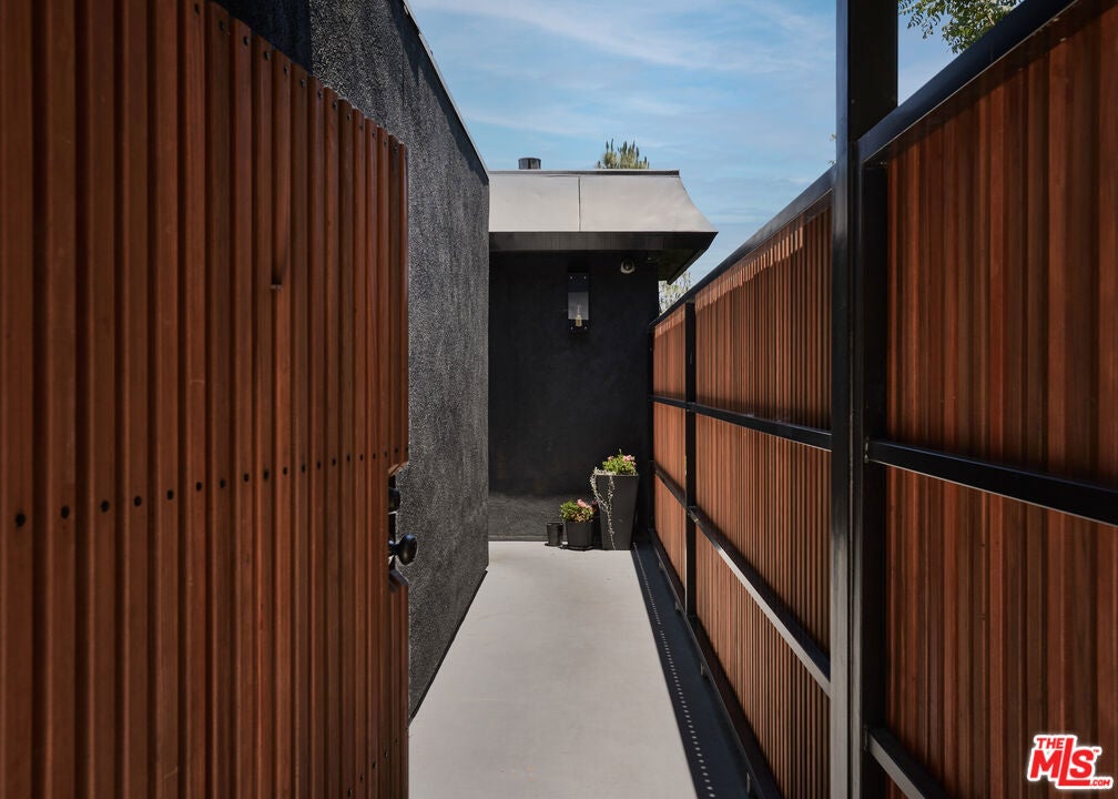 3731 Blue Canyon Drive