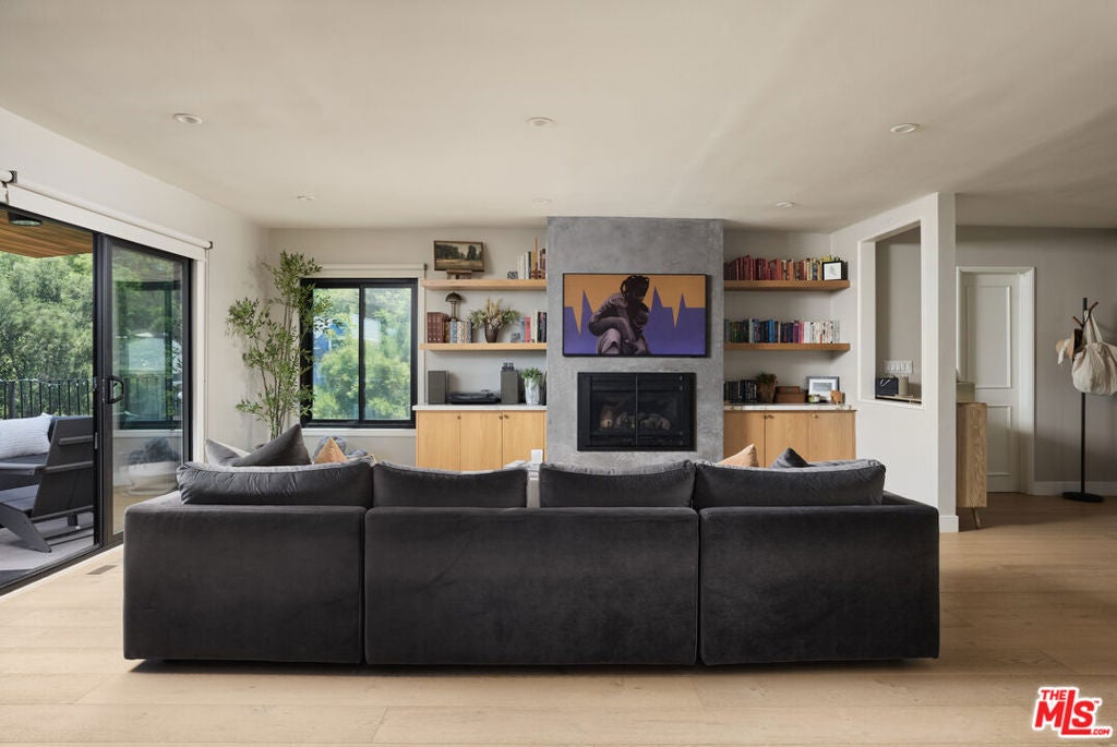 3731 Blue Canyon Drive