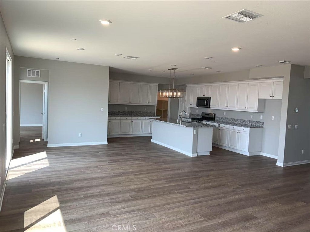 7453 Grazing Lane