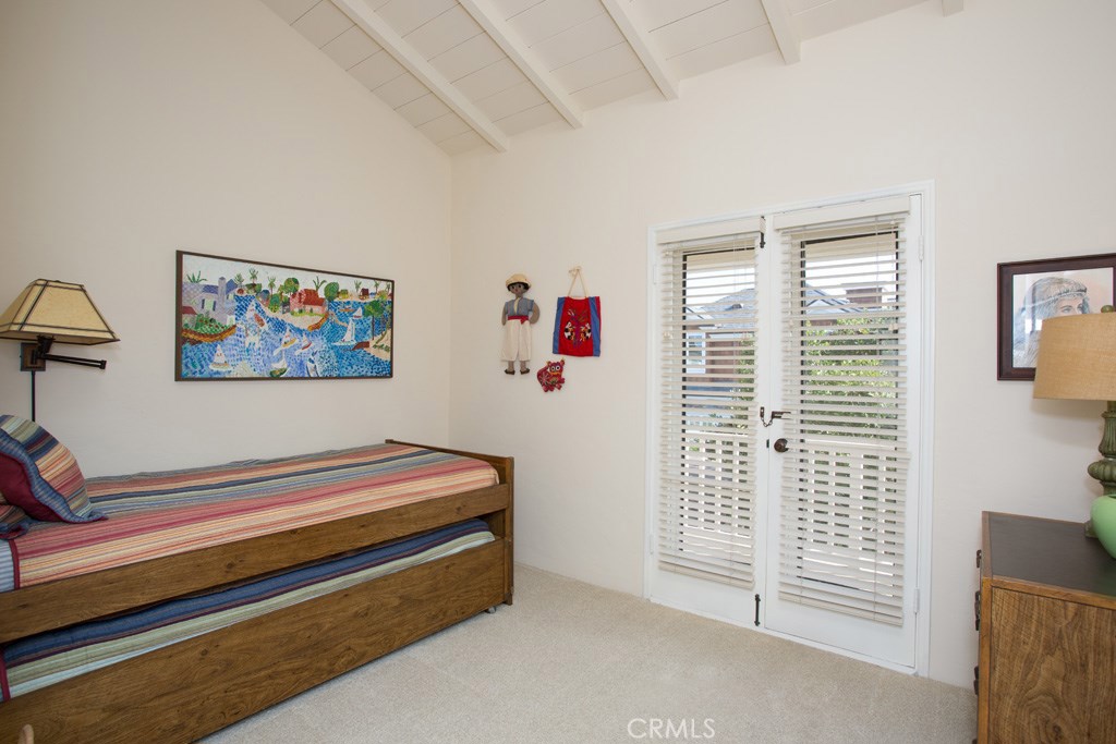 Beacon Bay (BEAC) - Residential Lease