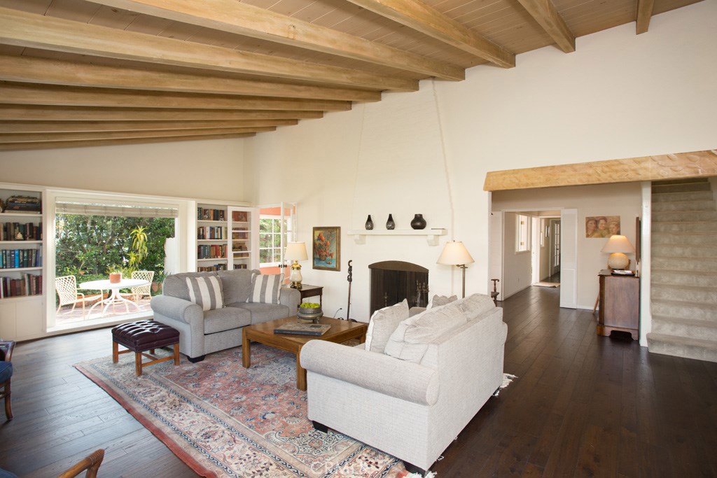 Beacon Bay (BEAC) - Residential Lease