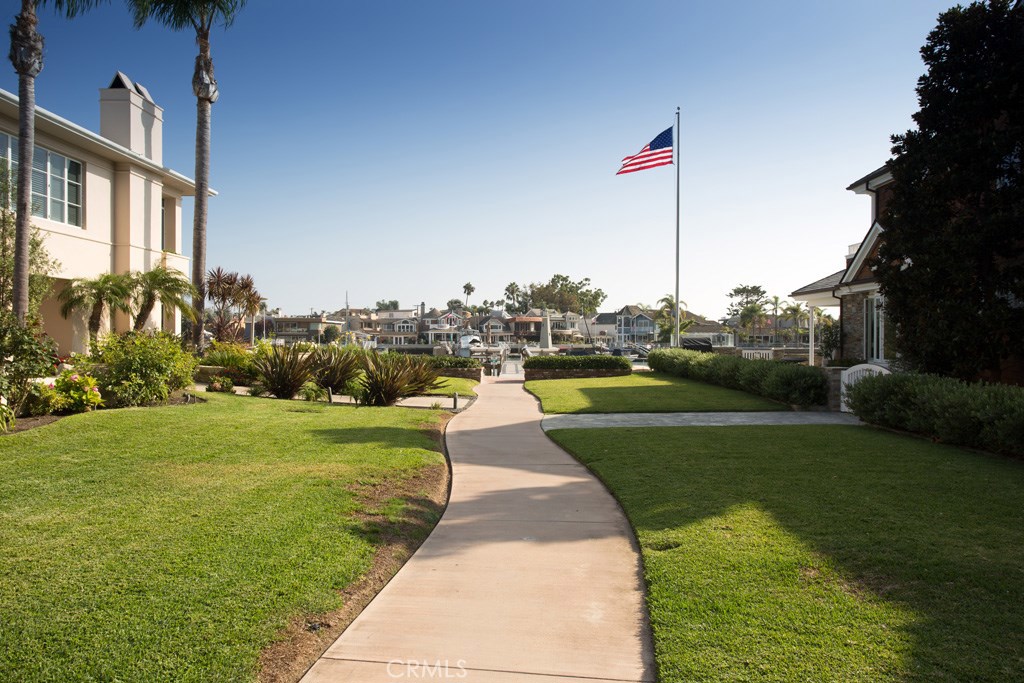 Beacon Bay (BEAC) - Residential Lease