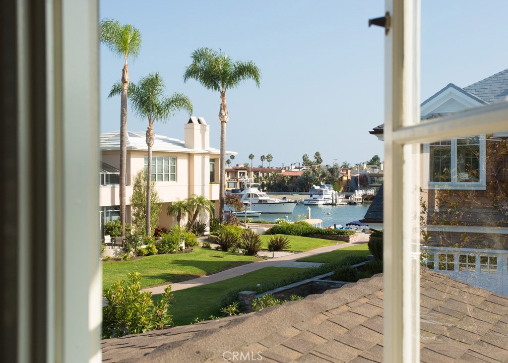 Beacon Bay (BEAC) - Residential Lease