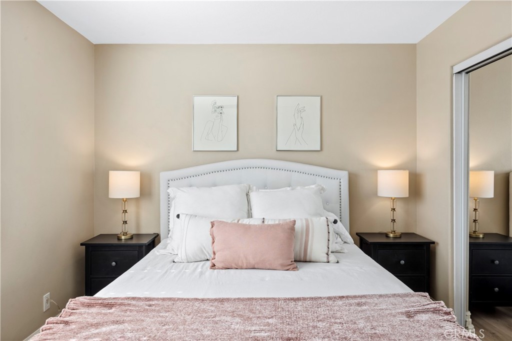 Stonecliffe (STON) - Residential