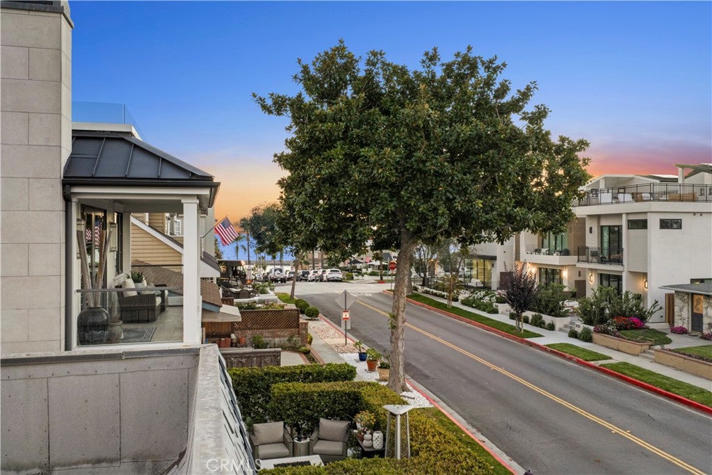 310 Fernleaf, Corona Del Mar CA 92625 - Photo 6
