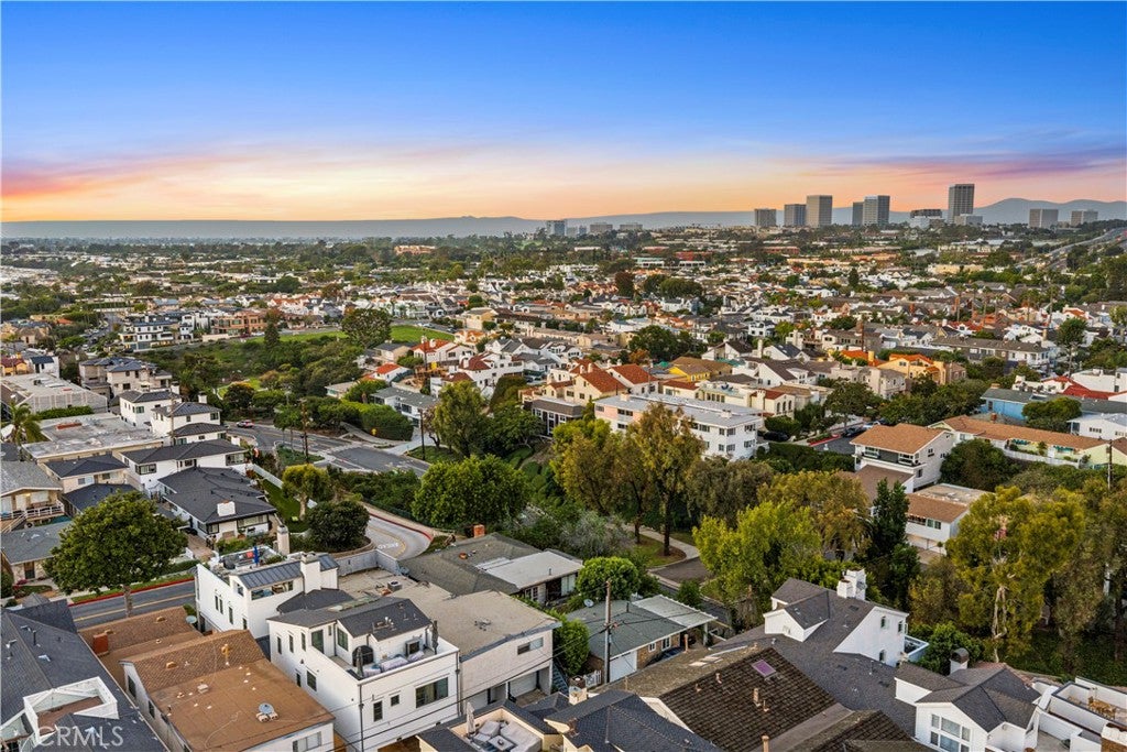 310 Fernleaf, Corona Del Mar CA 92625 - Photo 11