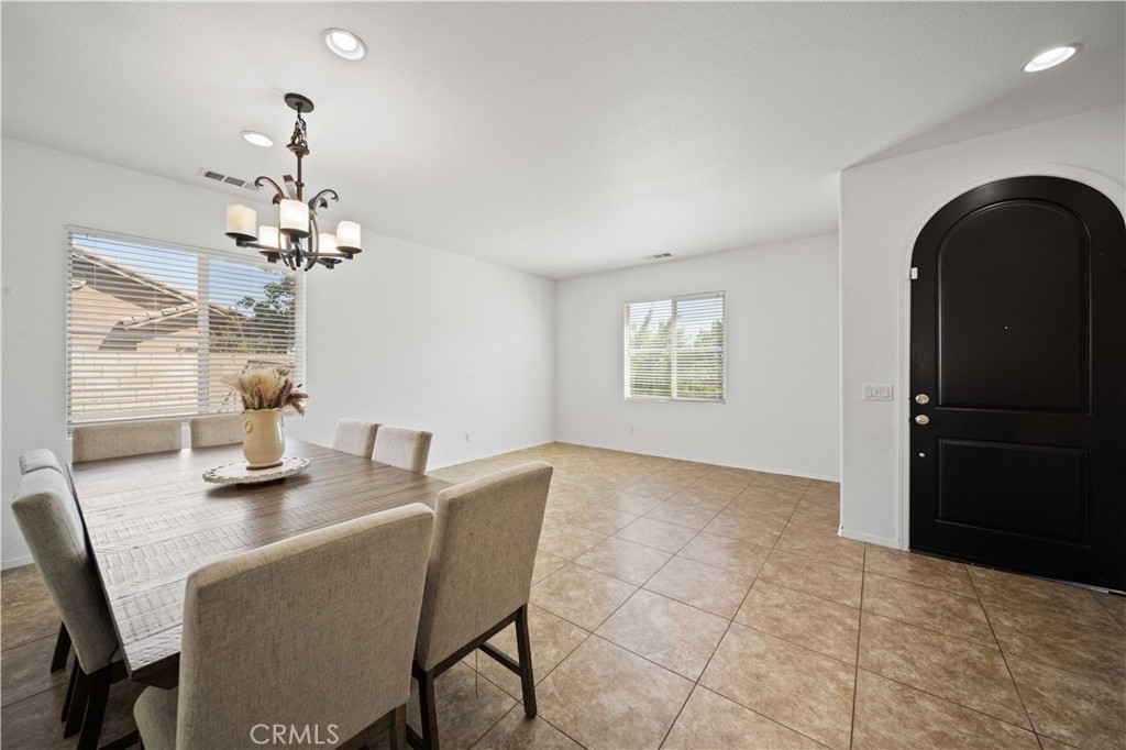 38623 Lynx Way