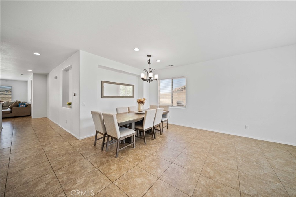 38623 Lynx Way