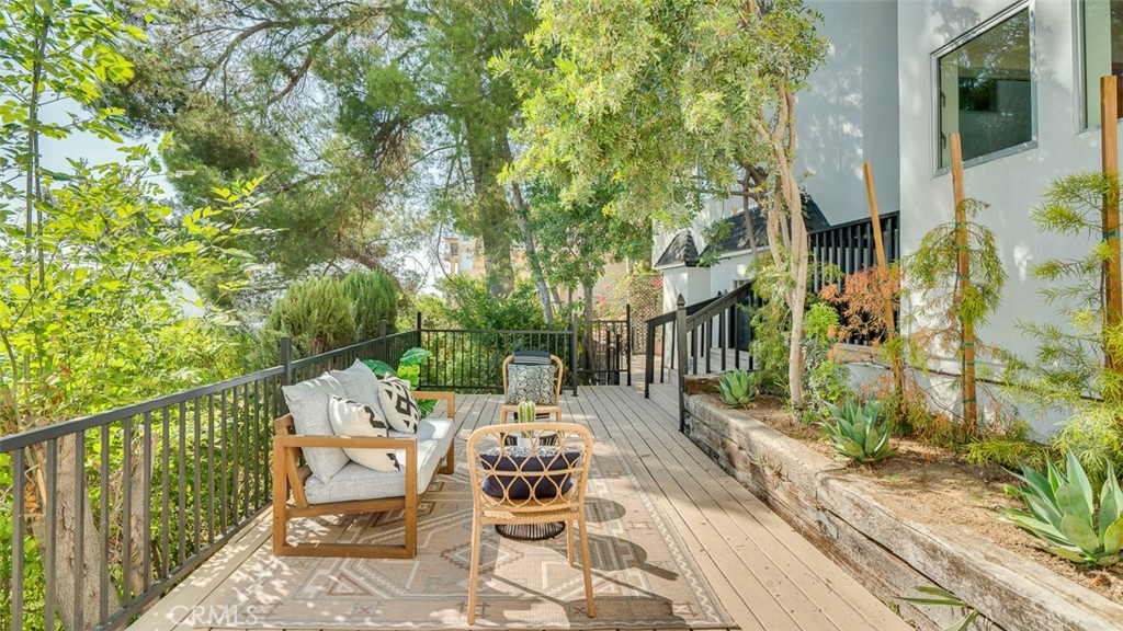 Properties 4 854 W Avenue 37