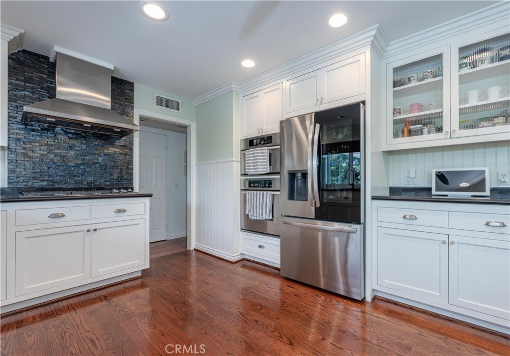 5511 Wendy Circle, Huntington Beach CA 92649 - Photo 8