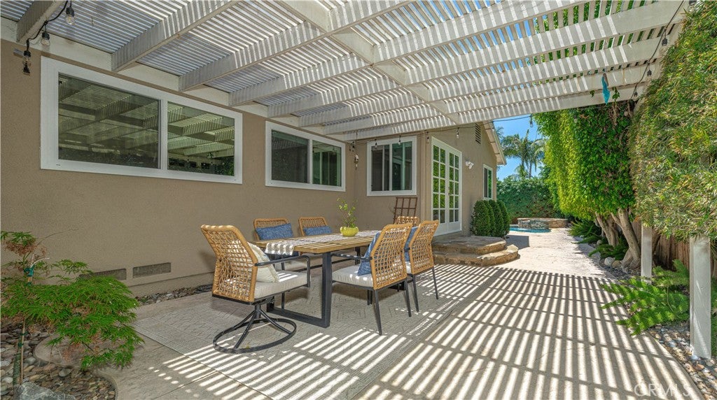 5511 Wendy Circle, Huntington Beach CA 92649 - Photo 32